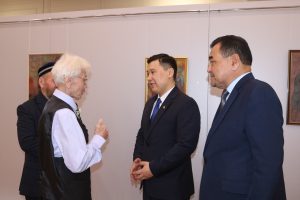 Қазақстан Суретшілер одағының мүшесі, график-суретші, ардагер-спортшы Құбайболла Хамзаұлы Хасановтың «Өрнекті жылдар…» дербес көрмесі