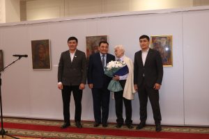 Қазақстан Суретшілер одағының мүшесі, график-суретші, ардагер-спортшы Құбайболла Хамзаұлы Хасановтың «Өрнекті жылдар…» дербес көрмесі