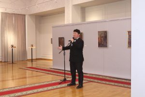 Қазақстан Суретшілер одағының мүшесі, график-суретші, ардагер-спортшы Құбайболла Хамзаұлы Хасановтың «Өрнекті жылдар…» дербес көрмесі