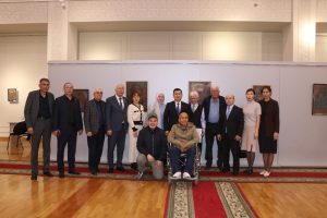 Қазақстан Суретшілер одағының мүшесі, график-суретші, ардагер-спортшы Құбайболла Хамзаұлы Хасановтың «Өрнекті жылдар…» дербес көрмесі
