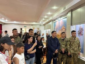 Состоялось открытие выставки «Атадан қалған ақ сауыт»