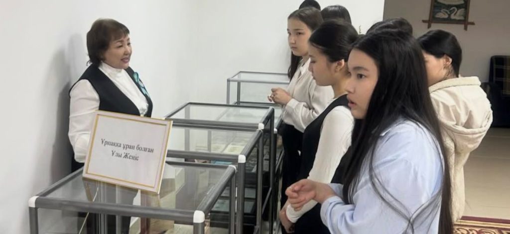 “Ұлы Жеңіс — ұрпаққа мұра” көрмесінің салтанатты ашылуы