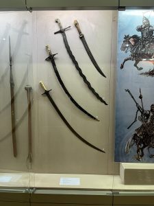 «Атадан қалған ақ сауыт» көрмесінің ашылуы өтті