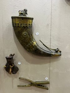 «Атадан қалған ақ сауыт» көрмесінің ашылуы өтті
