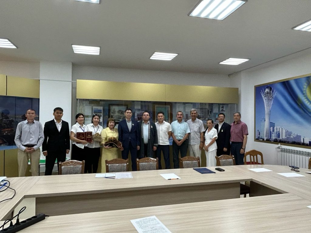 «Бөрлі өңірінің тарихи-мәдени мұрасы: архив деректері, шежіре және өлкетану зерттеулері» тақырыбында дөңгелек үстел өтті